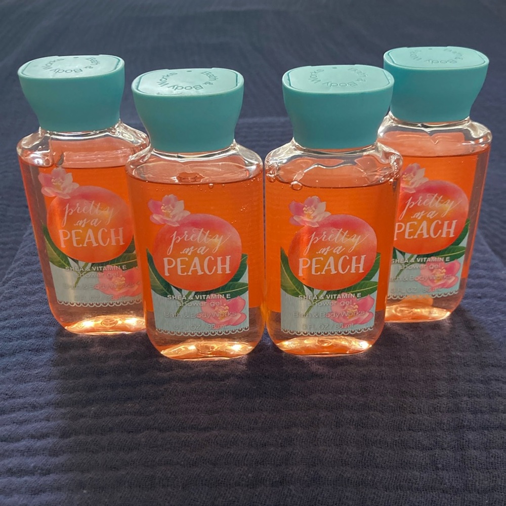 NWT Bath & Body Works lot of 4 Pretty as a Peach travel mini shower gel 3oz